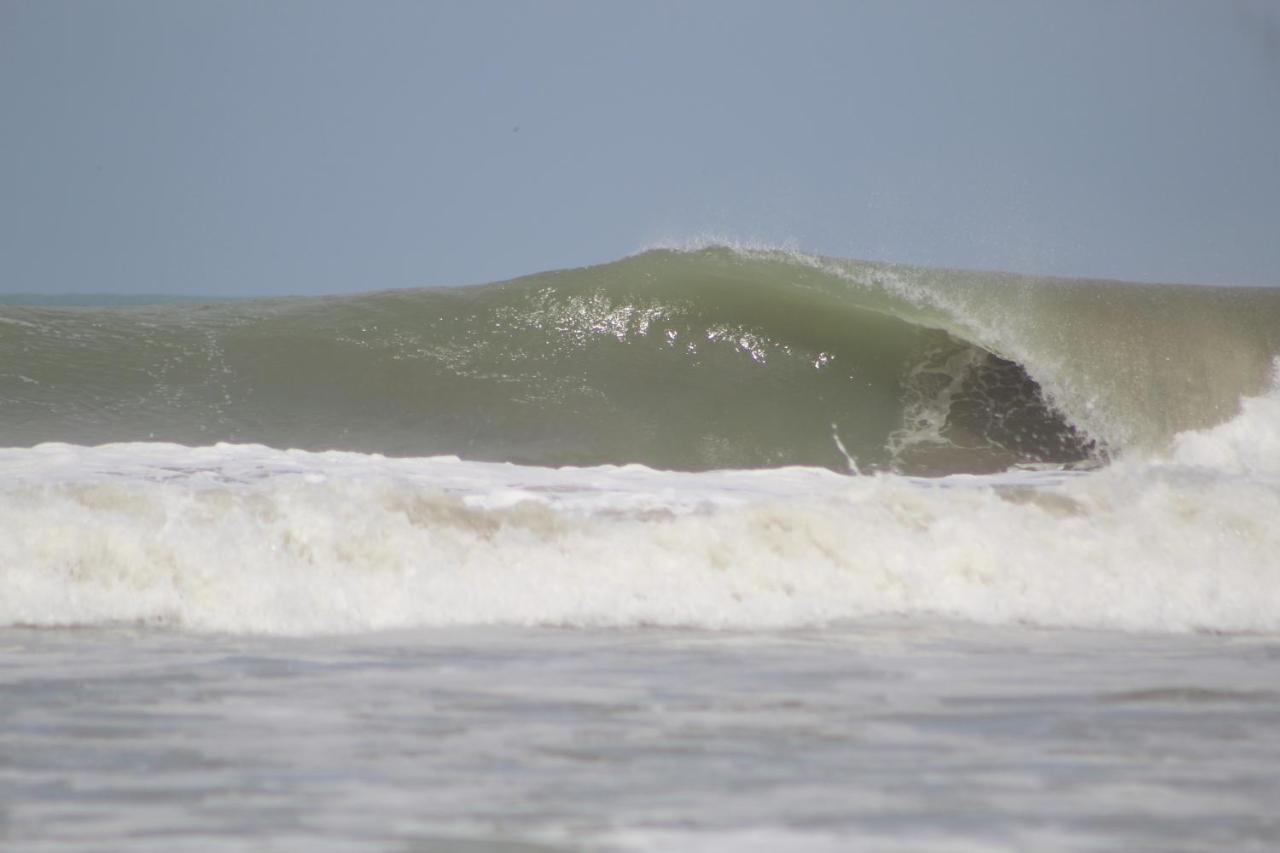 Hostal Puerto Engabao "El Surf Shelter" Bagian luar foto