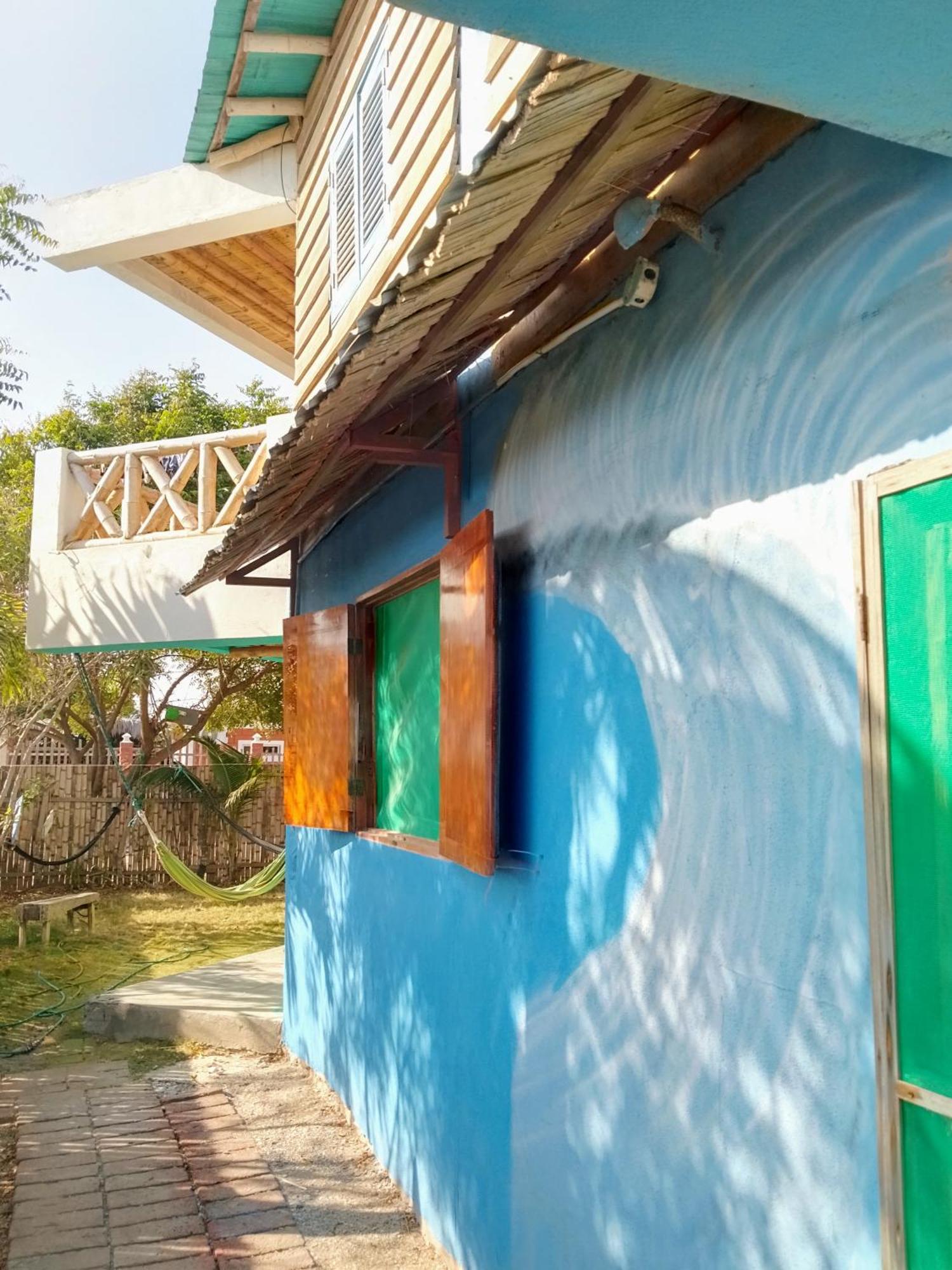 Hostal Puerto Engabao "El Surf Shelter" Bagian luar foto